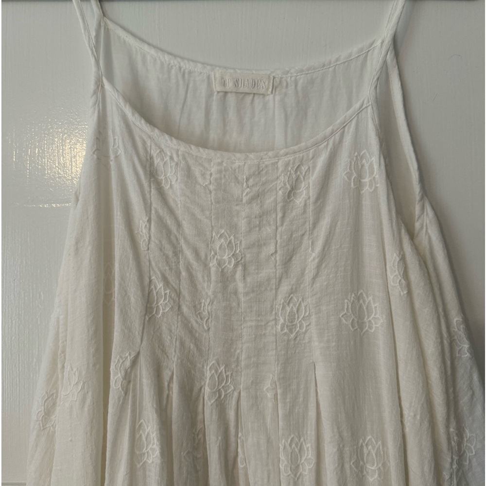 CP Shades. White lotus dress